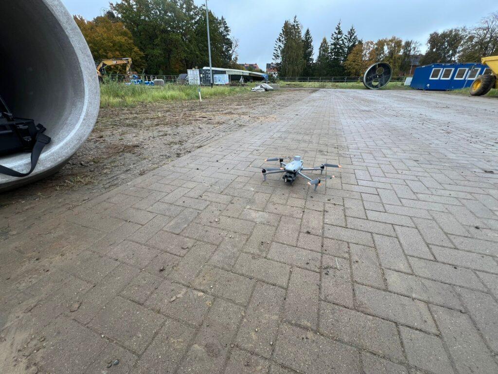 Vermessungsdrohne DJI Matrice 4E beim ersten Einsatz für GeoNova3D